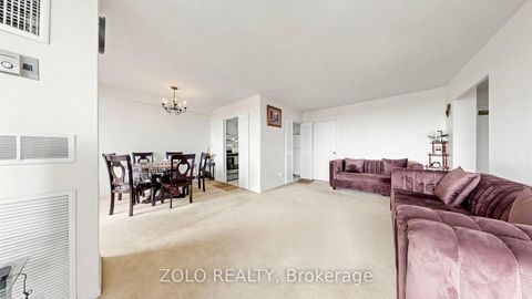 Photo 8 at 915 - 20 Edgecliff Golfway, Flemingdon Park, Toronto