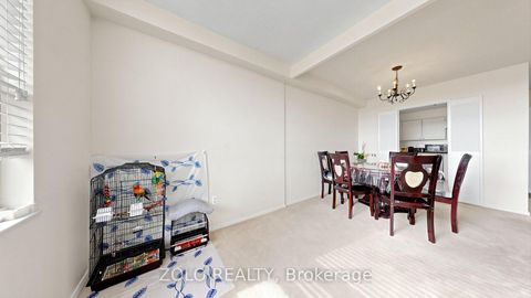 Photo 12 at 915 - 20 Edgecliff Golfway, Flemingdon Park, Toronto