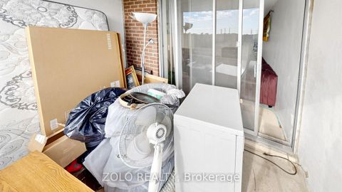 Photo 28 at 915 - 20 Edgecliff Golfway, Flemingdon Park, Toronto