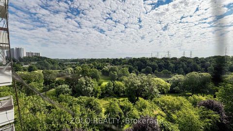 Photo 30 at 915 - 20 Edgecliff Golfway, Flemingdon Park, Toronto