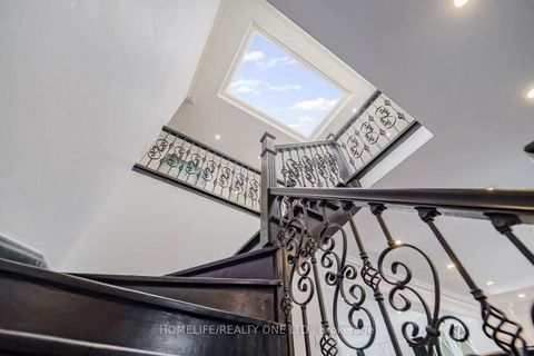 Photo 14 at 31 Bearwood Drive, Humber Valley, Toronto