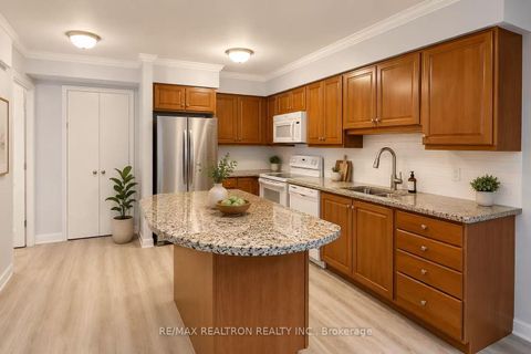 Photo 4 at 1019 - 80 Harrison Garden Boulevard, Willowdale East, Toronto