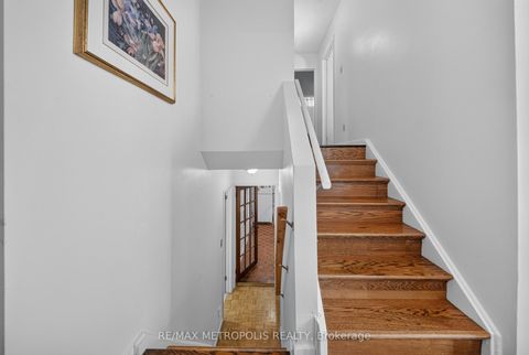 Photo 30 at 16 Stanbridge Court, Malvern, Toronto