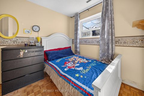 Photo 35 at 16 Stanbridge Court, Malvern, Toronto