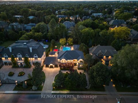 Photo 1 at 82 Westwood Lane, South Richvale, Richmond Hill