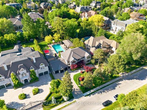 Photo 6 at 82 Westwood Lane, South Richvale, Richmond Hill