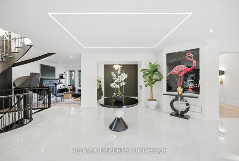 Photo 8 at 82 Westwood Lane, South Richvale, Richmond Hill