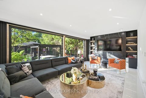 Photo 10 at 82 Westwood Lane, South Richvale, Richmond Hill