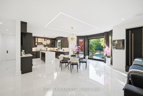 Photo 13 at 82 Westwood Lane, South Richvale, Richmond Hill
