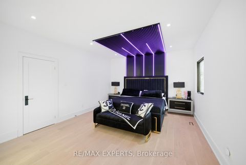 Photo 23 at 82 Westwood Lane, South Richvale, Richmond Hill