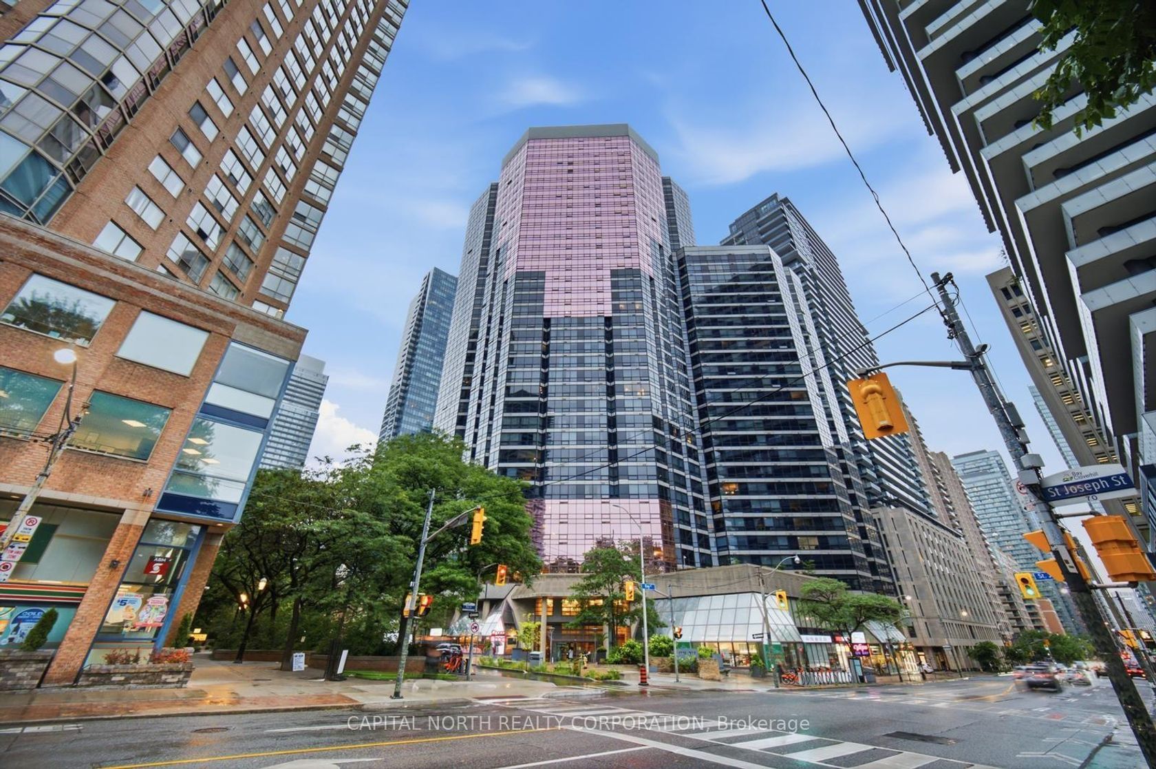 610 - 1001 Bay Street, Bay Street Corridor, Toronto photo number 2