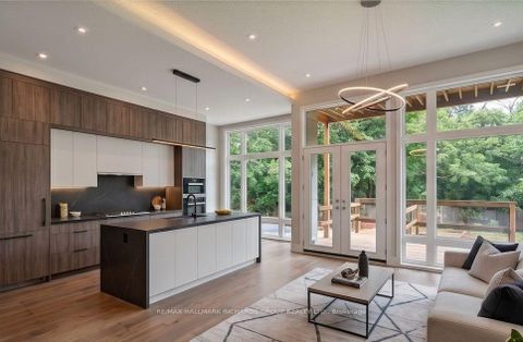 Photo 1 at 98 Ferris Road, Parkview, Toronto
