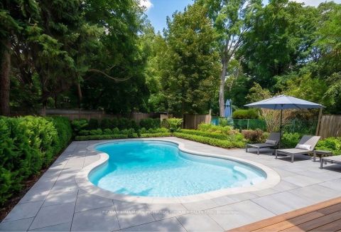 Photo 3 at 98 Ferris Road, Parkview, Toronto