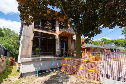 Photo 5 at 98 Ferris Road, Parkview, Toronto