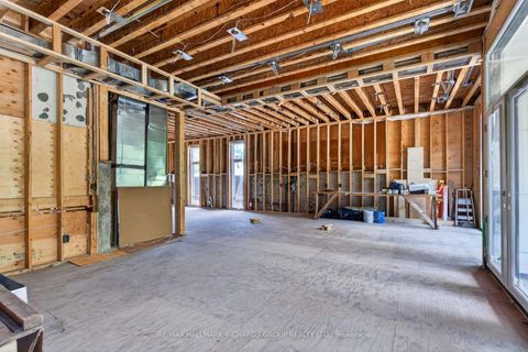 Photo 14 at 98 Ferris Road, Parkview, Toronto