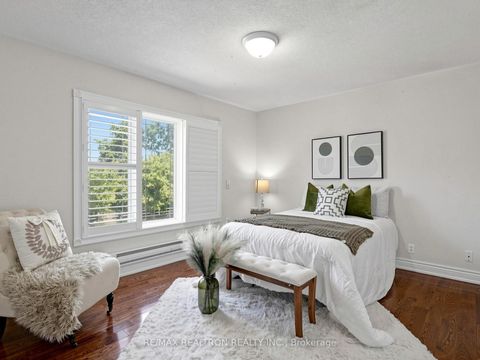 Photo 32 at 133 Russell Jarvis Drive, Legacy, Markham