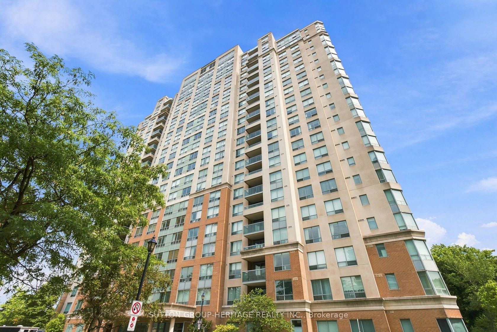 233 - 125 Omni Drive, Bendale, Toronto photo 1