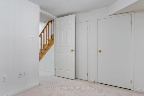 Photo 11 at 8 JIM BAIRD Mews, CFB, Toronto