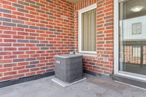 Photo 22 at 8 JIM BAIRD Mews, CFB, Toronto