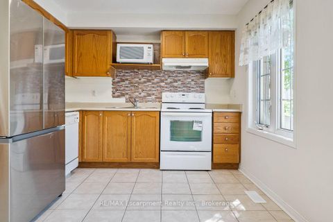 Photo 27 at 8 JIM BAIRD Mews, CFB, Toronto
