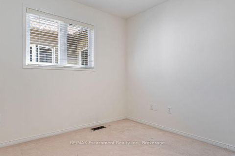 Photo 41 at 8 JIM BAIRD Mews, CFB, Toronto