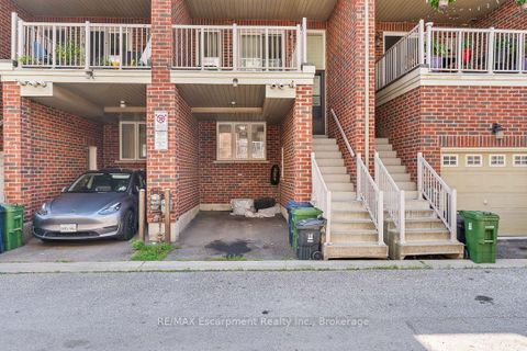 Photo 49 at 8 JIM BAIRD Mews, CFB, Toronto