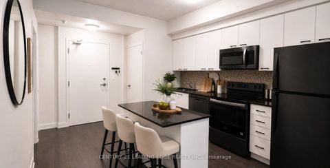 Photo 6 at 517 - 15 BRUYERES Mews, Waterfront Communities C1, Toronto
