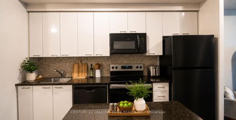 Photo 7 at 517 - 15 BRUYERES Mews, Waterfront Communities C1, Toronto