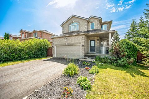 Photo 1 at 69 Summerset Drive, Ardagh, Barrie