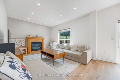 Photo 7 at 69 Summerset Drive, Ardagh, Barrie