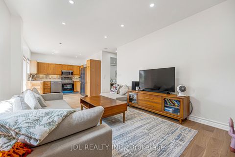 Photo 10 at 69 Summerset Drive, Ardagh, Barrie