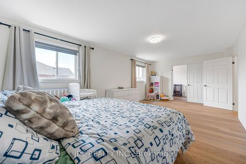Photo 15 at 69 Summerset Drive, Ardagh, Barrie