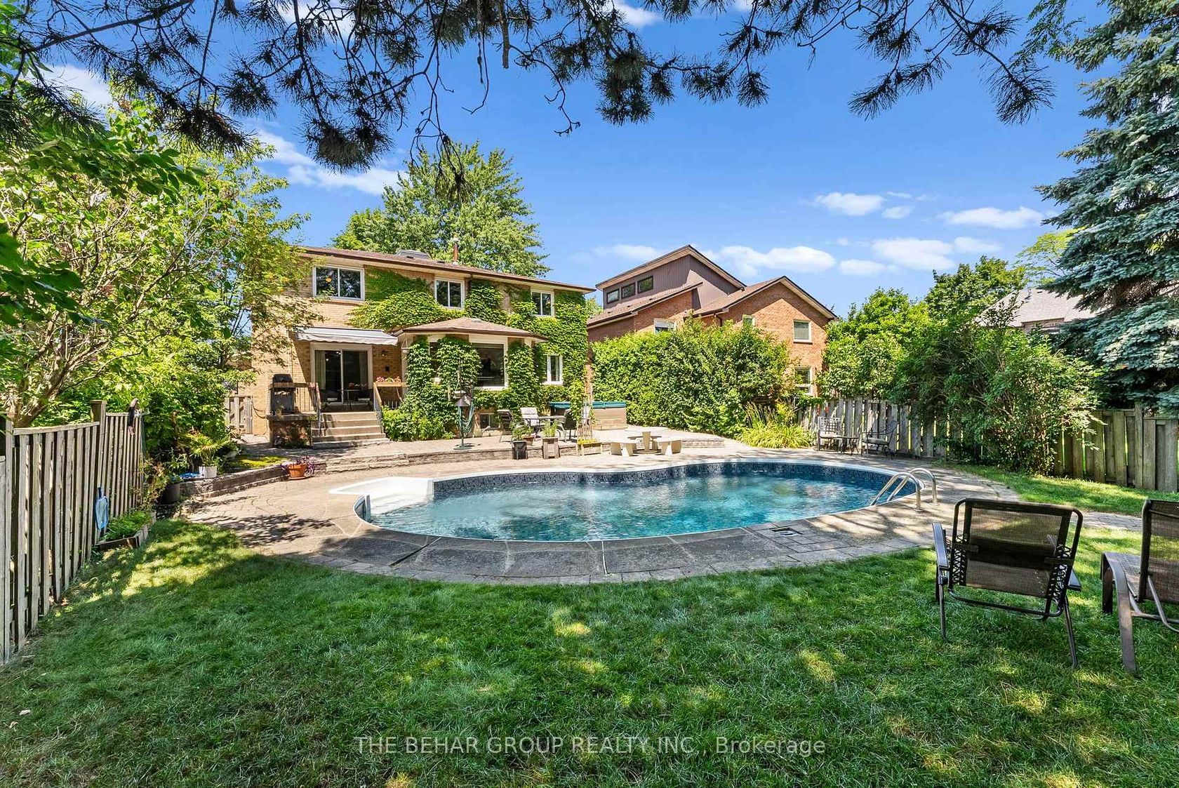404 Easy Street, Mill Pond, Richmond Hill photo 2