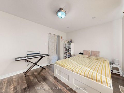 Photo 18 at 8 Zezel Way, Dorset Park, Toronto