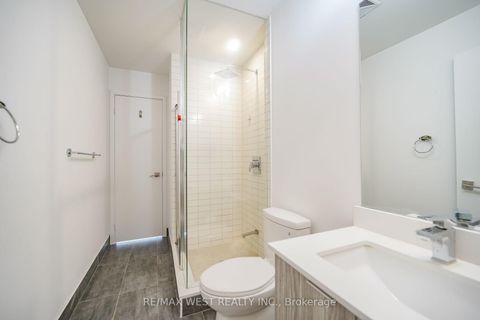 Photo 7 at 3307 - 2916 Highway 7 Road, Concord, Vaughan