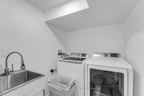 Photo 18 at 1238 Pharmacy Avenue, Maryvale, Toronto