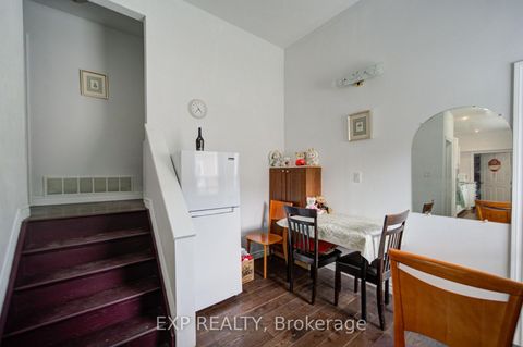 Photo 5 at 176 Sedgemount Drive, Woburn, Toronto