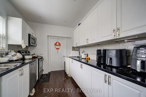 Photo 8 at 176 Sedgemount Drive, Woburn, Toronto