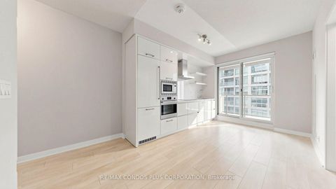 Photo 6 at 506 - 2221 Yonge Street, Mount Pleasant West, Toronto