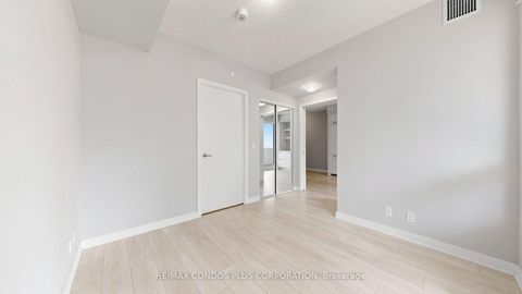 Photo 12 at 506 - 2221 Yonge Street, Mount Pleasant West, Toronto