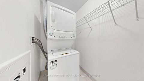 Photo 14 at 506 - 2221 Yonge Street, Mount Pleasant West, Toronto