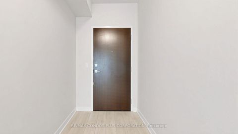 Photo 15 at 506 - 2221 Yonge Street, Mount Pleasant West, Toronto