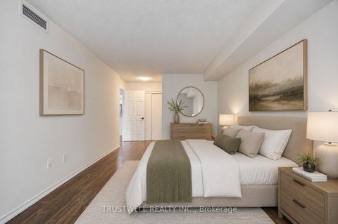 Photo 14 at 401 - 39 Pemberton Avenue, Newtonbrook East, Toronto