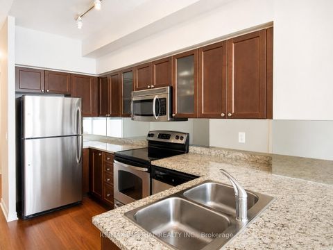 Photo 3 at 3304 - 761 Bay Street, Bay Street Corridor, Toronto