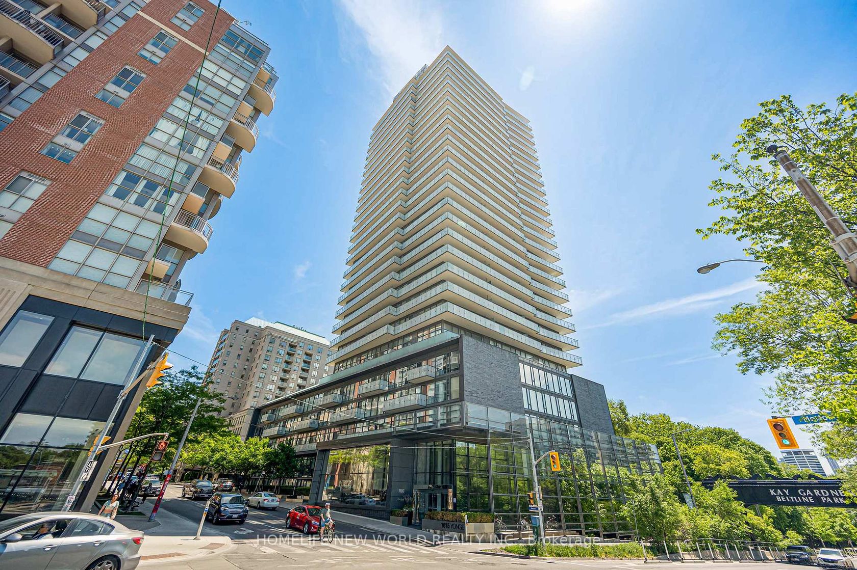 1605 - 1815 Yonge Street, Mount Pleasant West, Toronto photo number 2