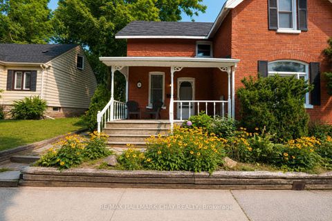Photo 3 at 34 North Street N, Wellington, Barrie