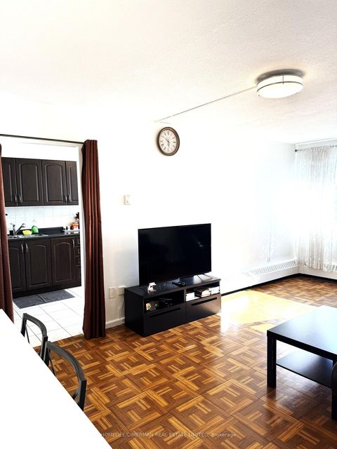 Photo 7 at 906 - 725 Don Mills Road, Flemingdon Park, Toronto