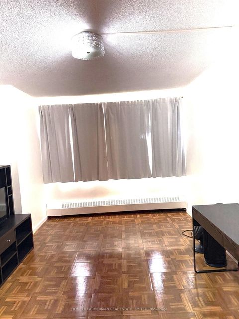 Photo 10 at 906 - 725 Don Mills Road, Flemingdon Park, Toronto