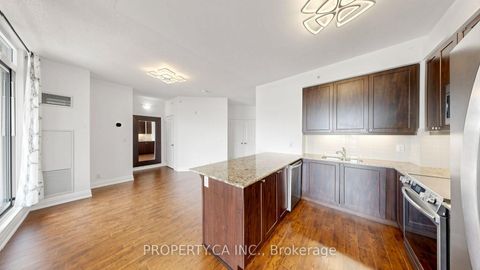 Photo 8 at 516 - 24 Woodstream Boulevard, Vaughan Grove, Vaughan