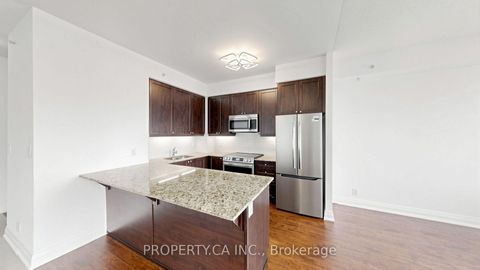 Photo 11 at 516 - 24 Woodstream Boulevard, Vaughan Grove, Vaughan